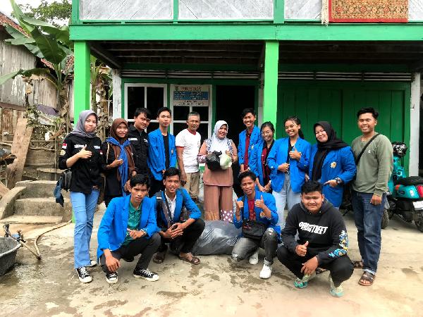Aliansi Organisasi Mahasiswa Unpari melakukan Aksi Penggalangan dana